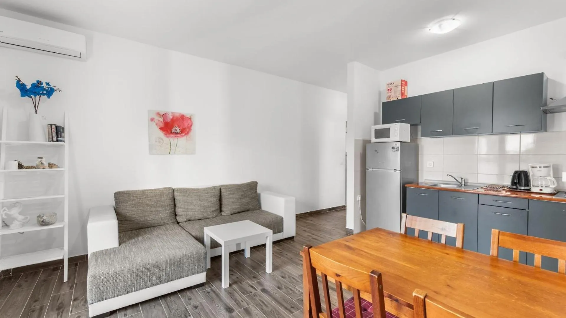 Holiday Apartments Villa Tina Karpinjan Croácia